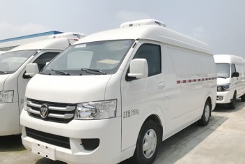 福田G7雙排座面包冷藏車(chē)